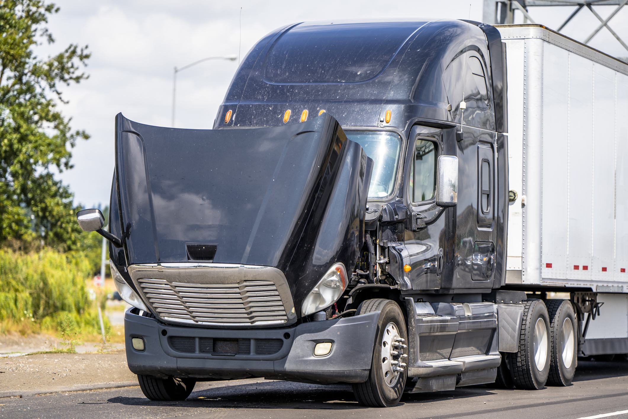 Equipment & pay are key issues for driver retention, report says