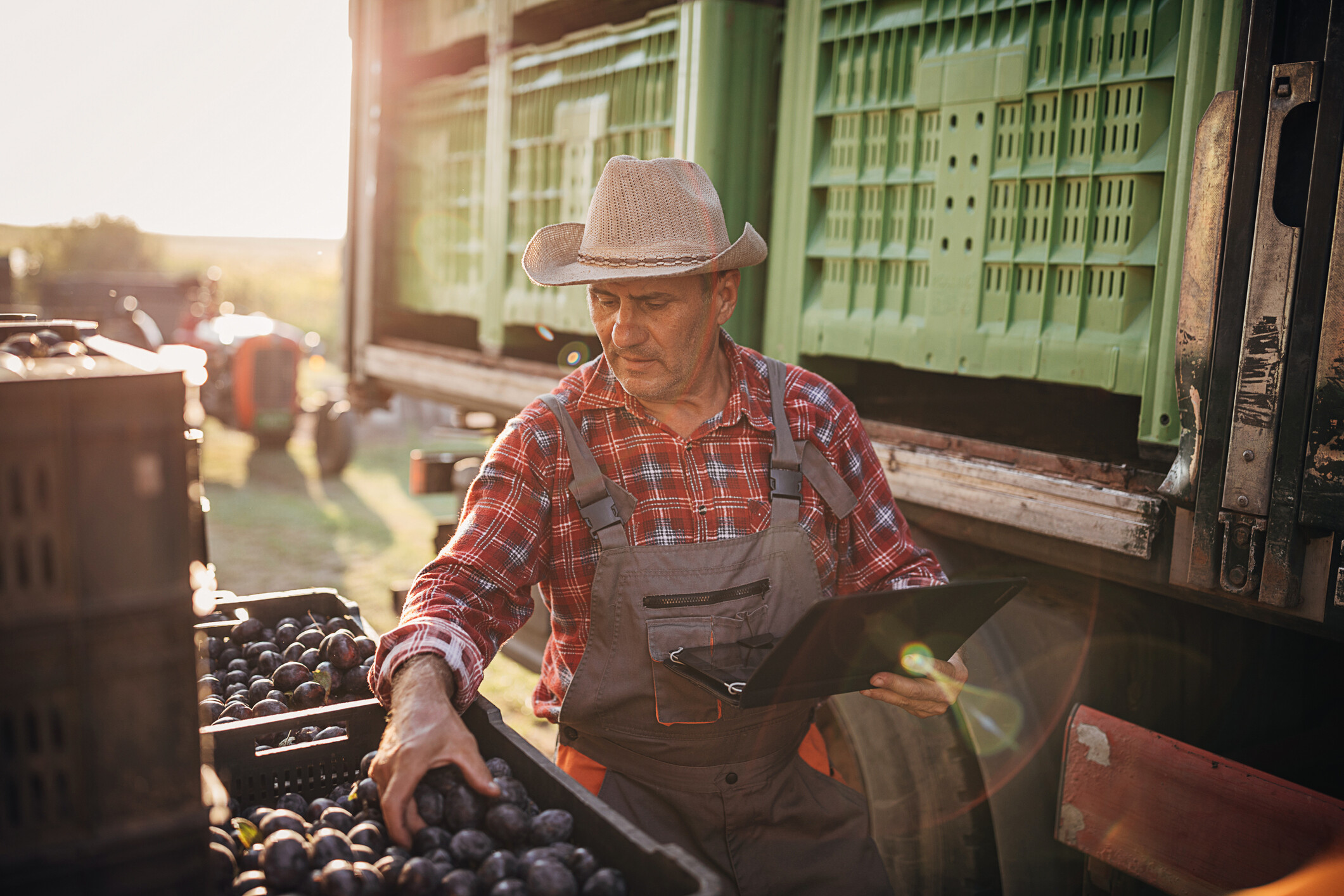 High diesel fuel costs hurting truckers and farmers in South Dakota