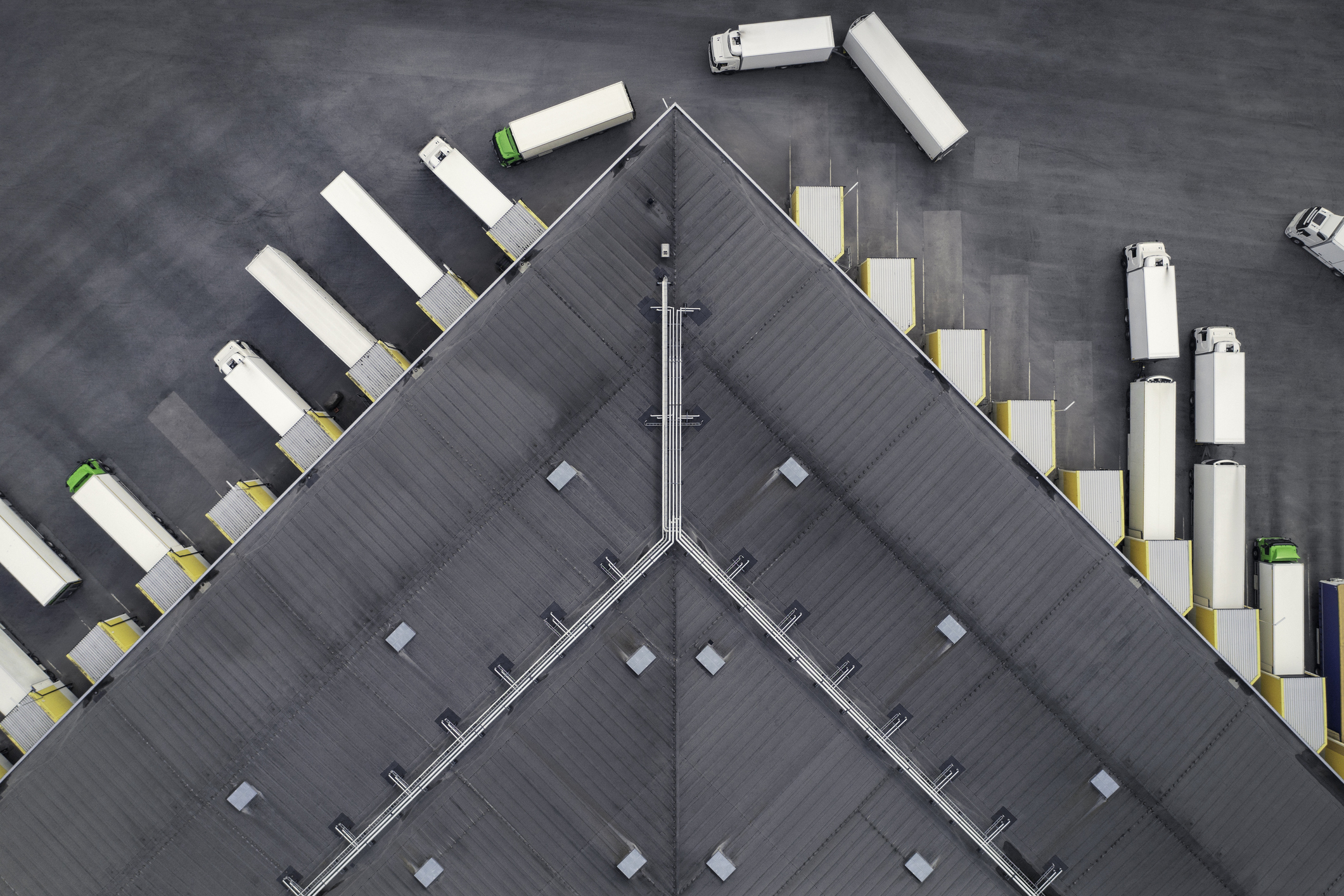 Schneider launches first digital marketplace for bulk shippers