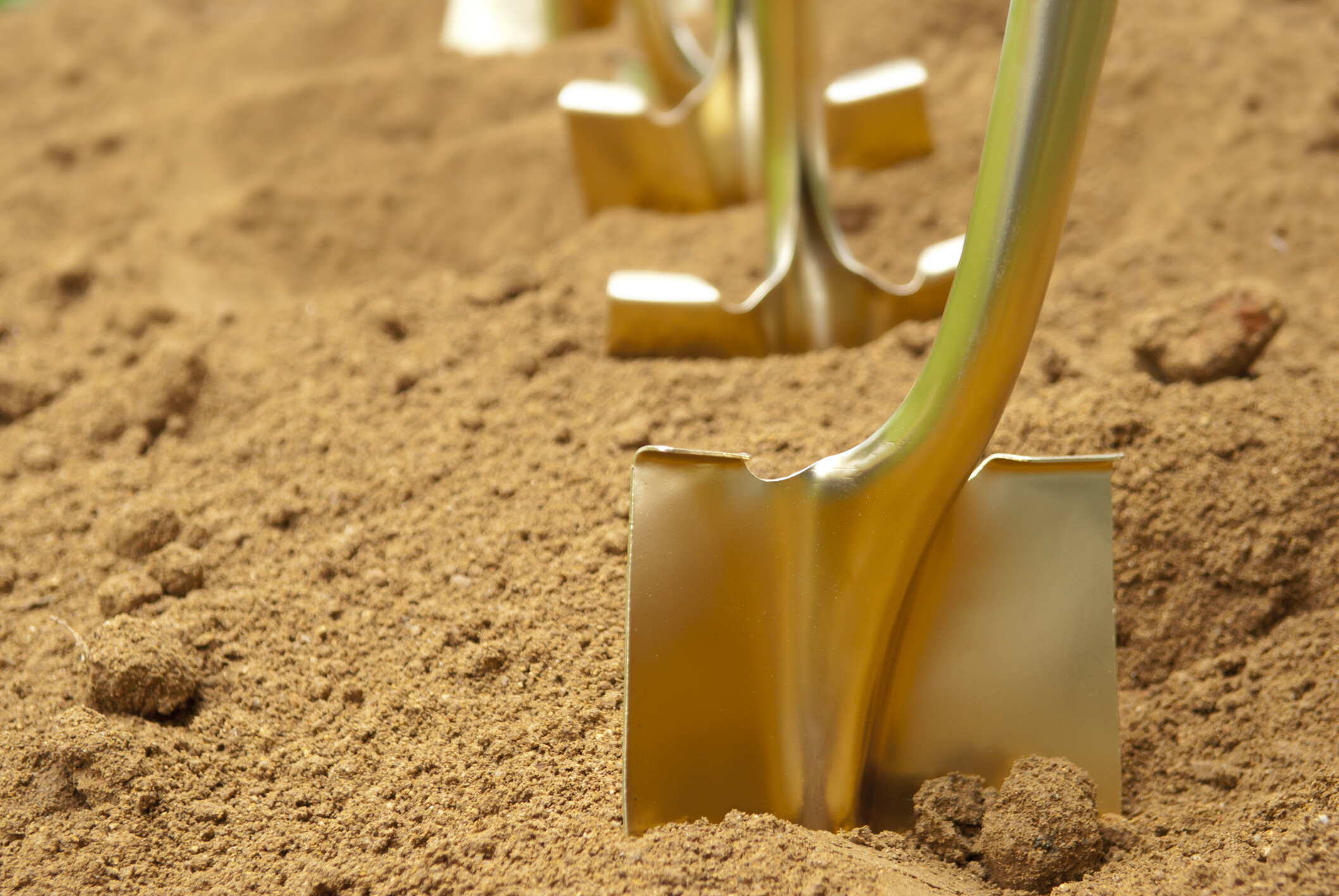 Trucking company breaks ground at new Plainfield location