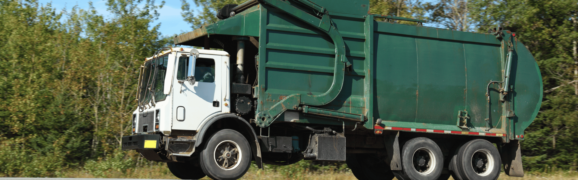 Community Unites to Show Support for Beloved Garbage Truck Driver After Devastating Loss