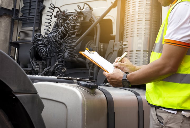 How to Choose the Right Trucking Company for You