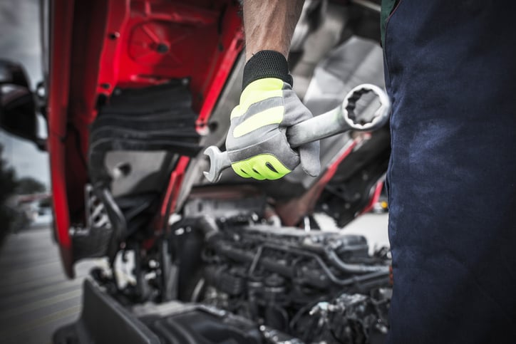 5 Ways to Save Money on Truck Repairs