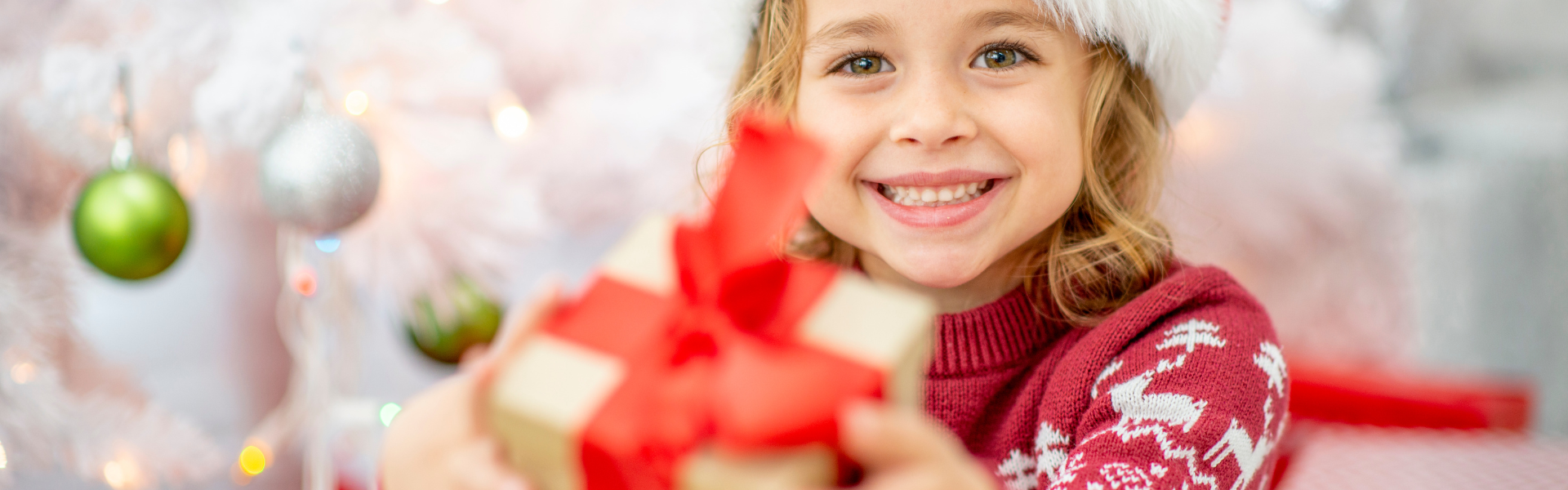 Building Bridges of Support: Fleet Advantage’s Festive Philanthropy