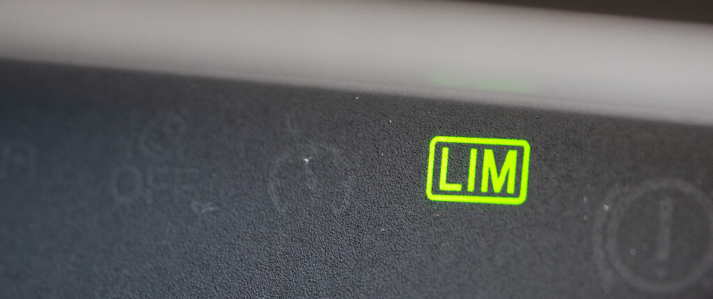 Car Dash Speed Limiter Icon