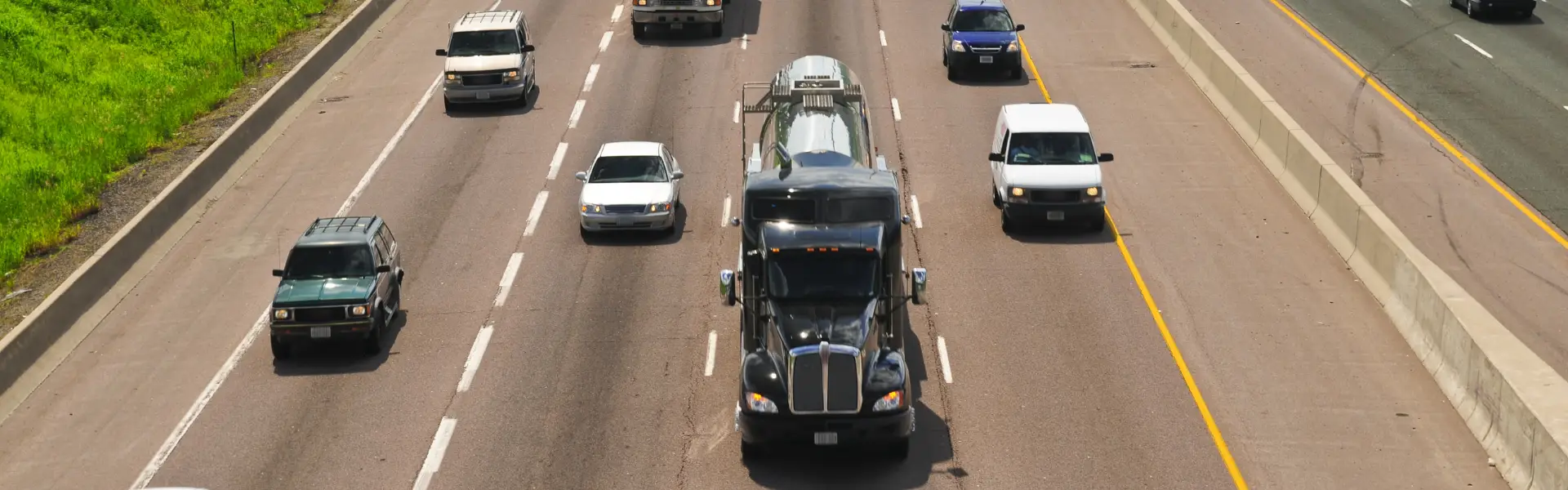 Navigating Warm Weather Traffic, From New Drivers to Motorcyclists