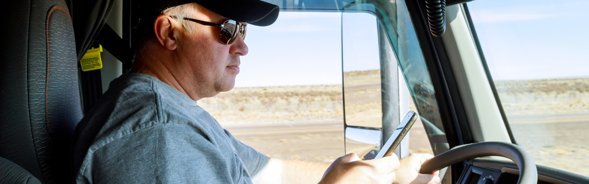 5 Essential Apps for Truckers to Boost Efficiency and Safety on the Road