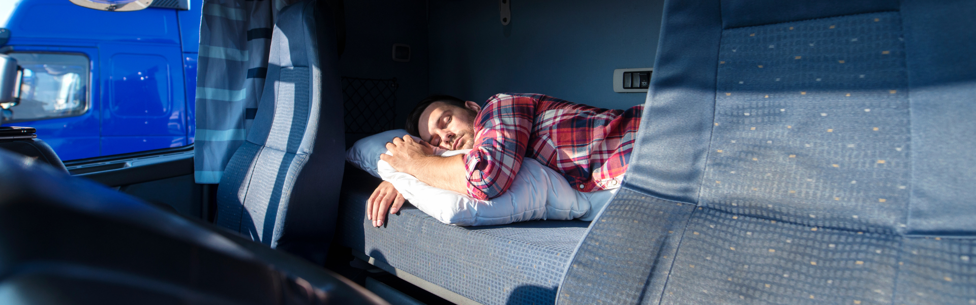 The Science of Sleep for Truckers: Enhancing Safety and Performance on the Road