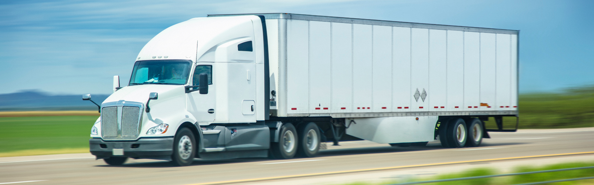 The Ultimate Guide to Dry Van Trucking: What You Need to Know