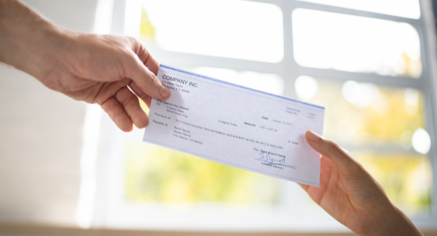 Compare real owner operator and company driver earnings by looking at operating costs, benefits, freight type, net income, and financial risk.
