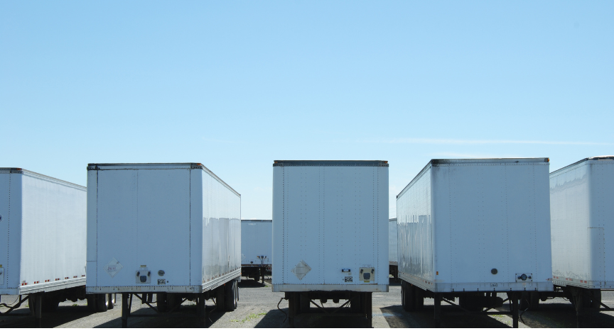 Learn how different trailer types affect loading and unloading, from dry vans and reefers to flatbeds, tankers, lowboys, car haulers, and walking floor trailers.