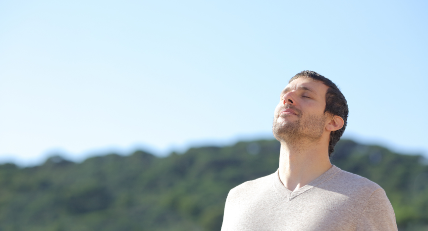 Sitting behind the wheel for hours can leave truck drivers feeling stiff. Learn five simple stretches that can help loosen tight hips, shoulders, legs, and back before getting back on the road.