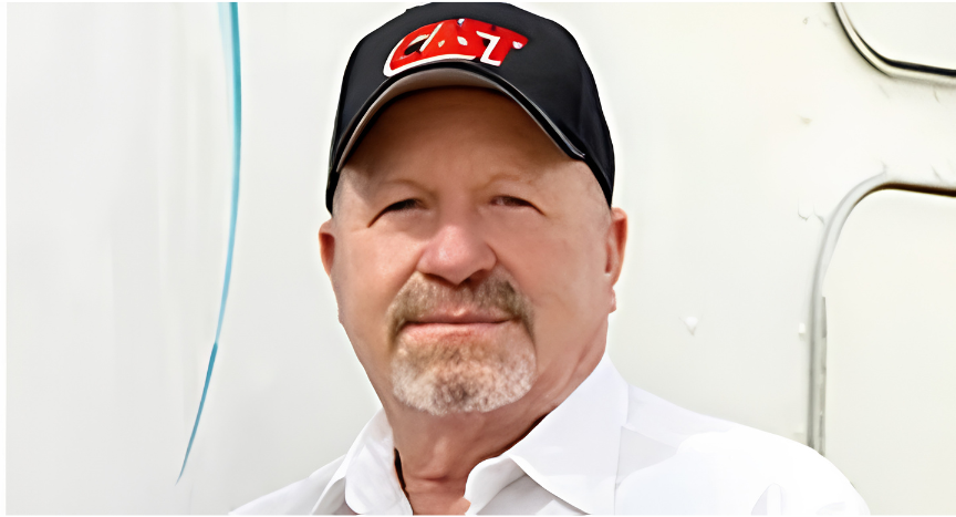 CAST Specialty Transportation driver Tommy Cash has received the 2026 CVSA International Driver Excellence Award after logging more than 3.6 million crash-free miles and over 1,000 Level VI inspections.
